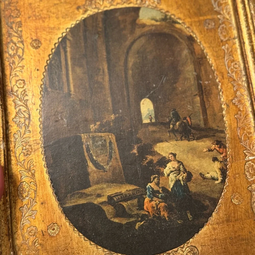 Set off 2/ Vintage Italian Florentina Gilt Gold  Wood Artwork